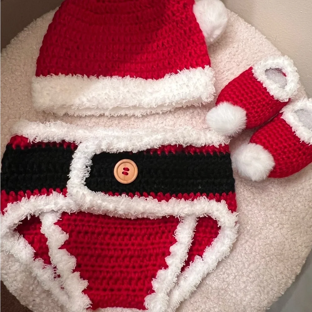 Festive Red and White Knit Santa Hat Set for Kids - Picture 3 of 3